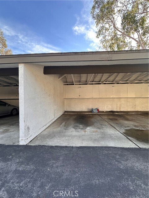 Building Photo - 1350 W Lambert Rd