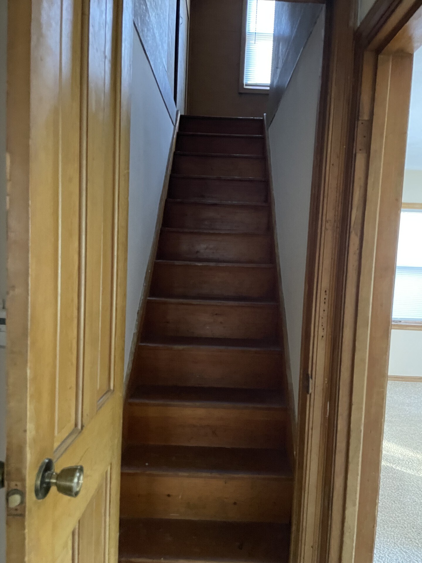 Stairs to Upper Level - 2522 Hancock St