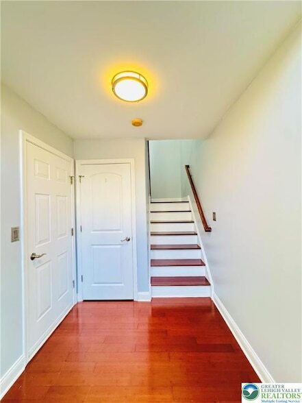 Building Photo - 6945 Hunt Dr