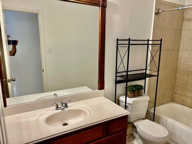 Building Photo - 25114 Diamond Ranch Dr