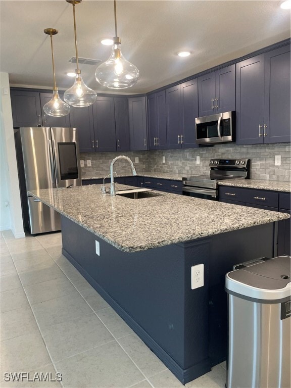 Building Photo - 8750 Cascade Price Cir