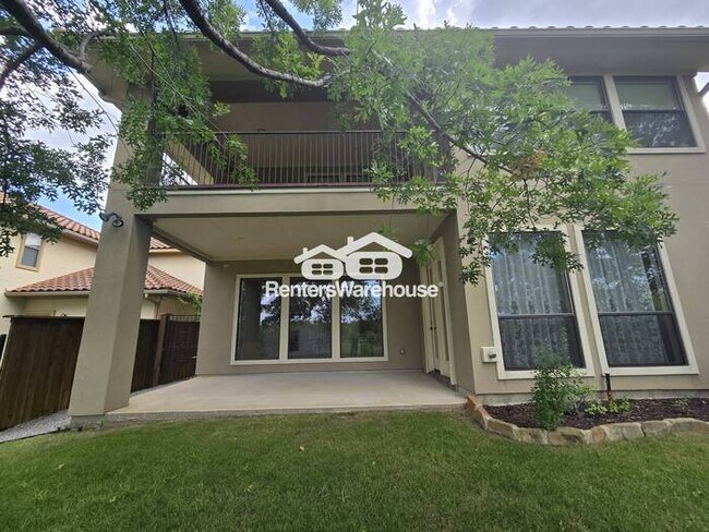 Building Photo - FOR RENT - MOVE IN READY in the highly sou...