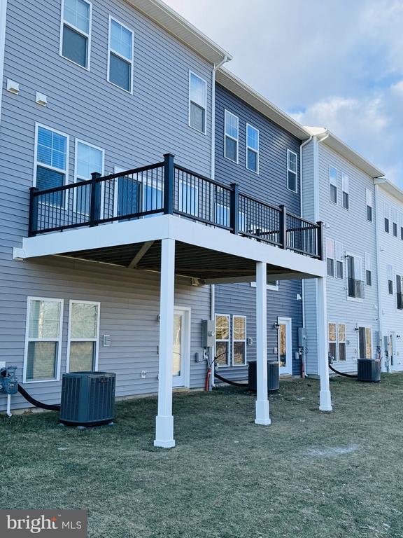 Building Photo - 129 Leather Flower Dr