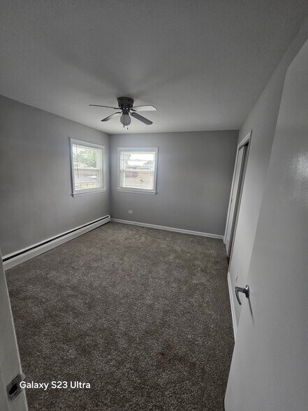Building Photo - 2918 N 75th Ct