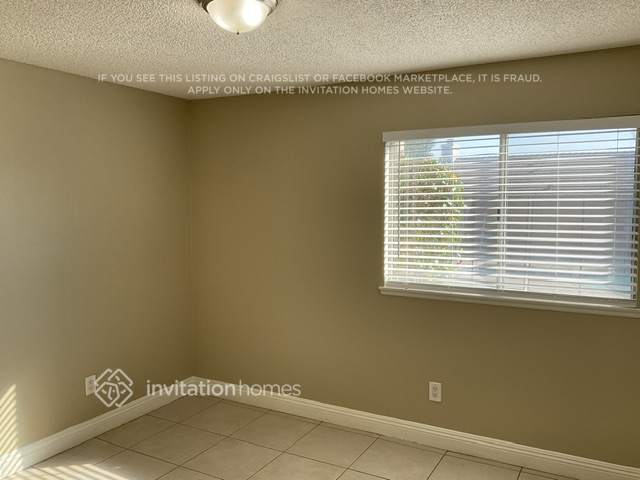 Building Photo - 10751 Spyglass Dr