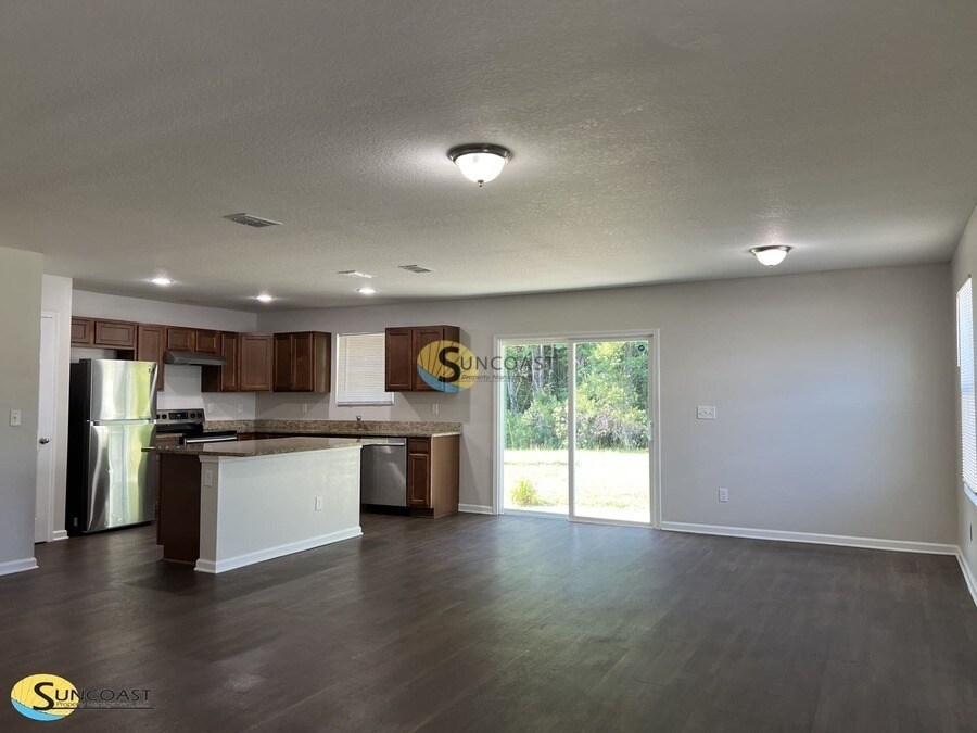 Building Photo - 7118 Plymouth Grove Ct