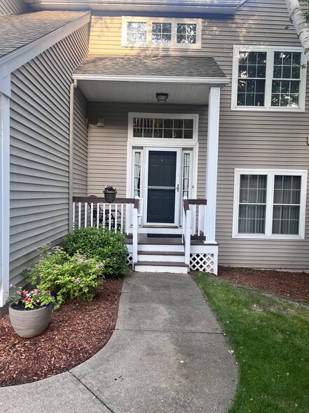 Primary Photo - 38 Chatham Dr