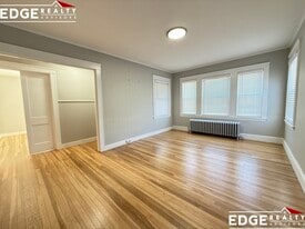 Building Photo - 139 Edenfield Ave