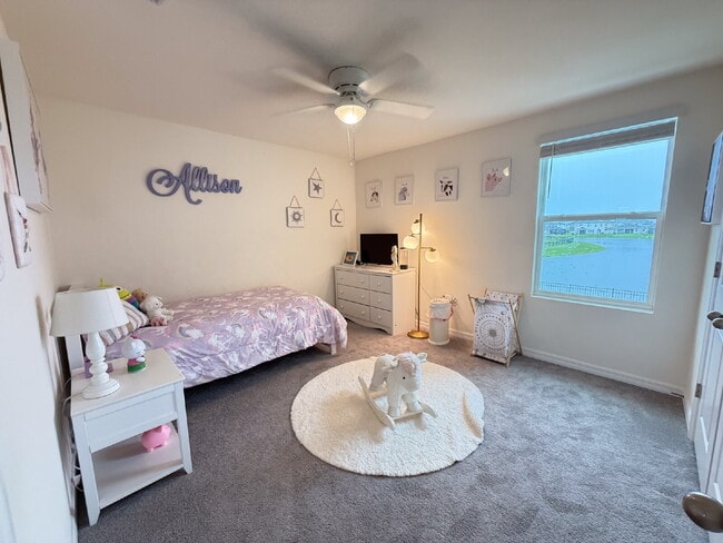 Building Photo - Spacious 4-Bedroom Home with Granite Count...