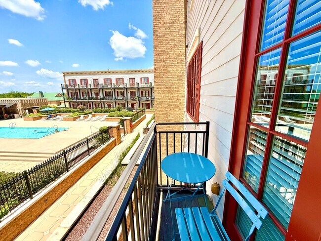 Building Photo - Pristine 1 bedroom, 1 bath in Perkins Rowe