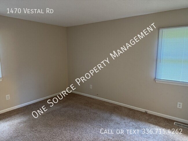 Building Photo - 1470 Vestal Rd