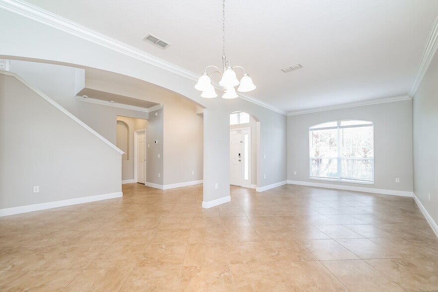 Building Photo - 4350 Fox Glen Loop