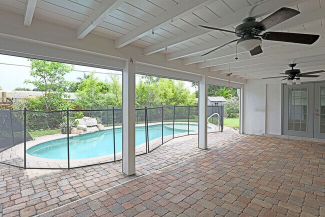 Building Photo - 1353 Stadler Dr