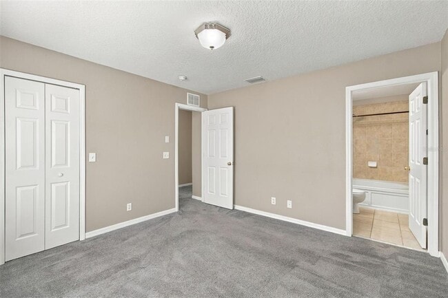 Building Photo - 249 Castlekeeper Pl