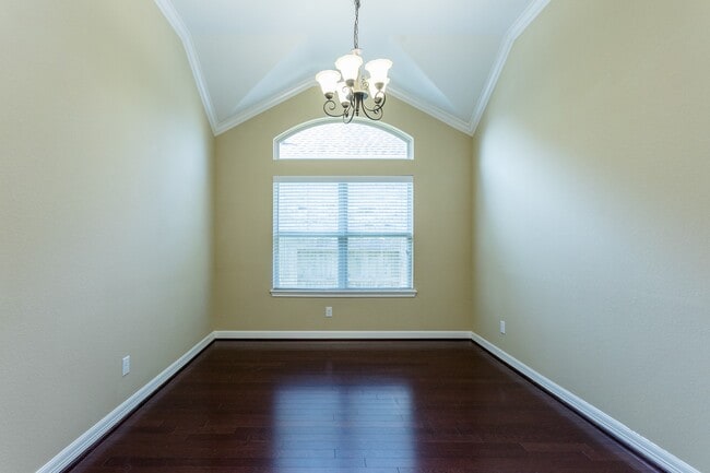 Building Photo - 7810 Deep Green Dr