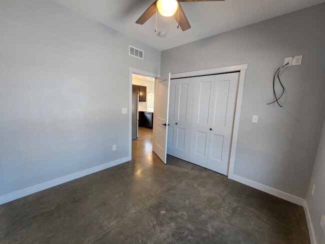 Building Photo - 1309 3rd St NW