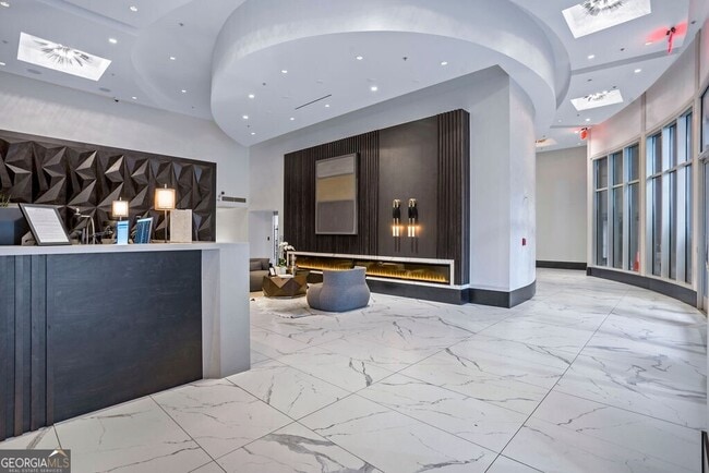 Building Photo - 400 W Peachtree St NW