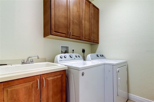 Building Photo - 1531 Ember Ln