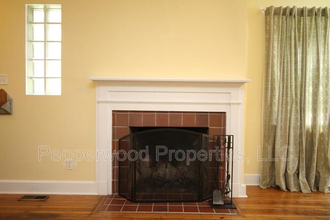 Building Photo - 111 Timothy St