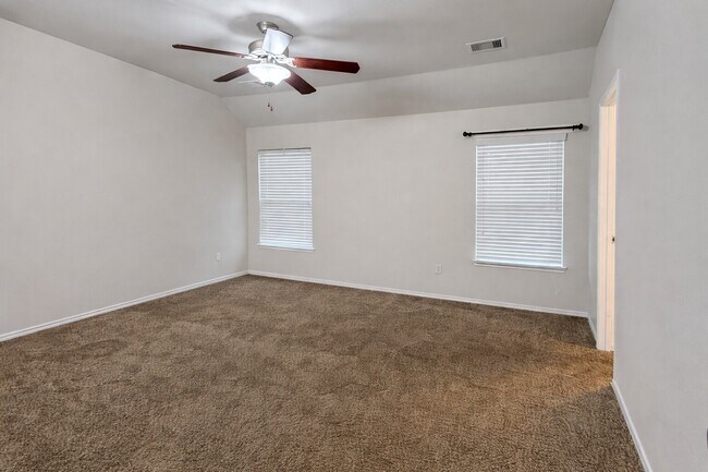 Building Photo - 24307 Hampton Terrace Ln