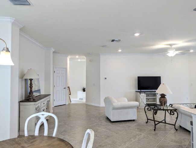 Building Photo - 923 Tidewater Shores Loop