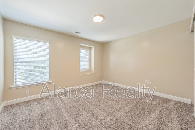 Building Photo - 4924 Cruz Bay Dr