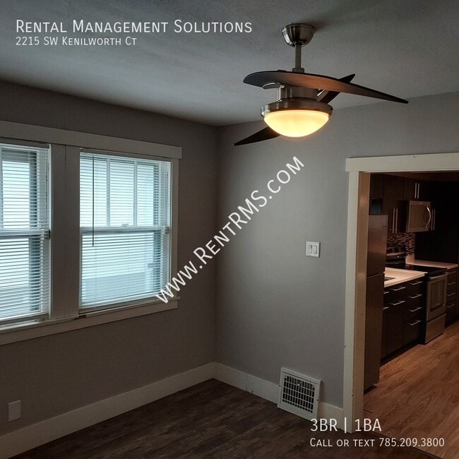 Building Photo - 2215 SW Kenilworth Ct