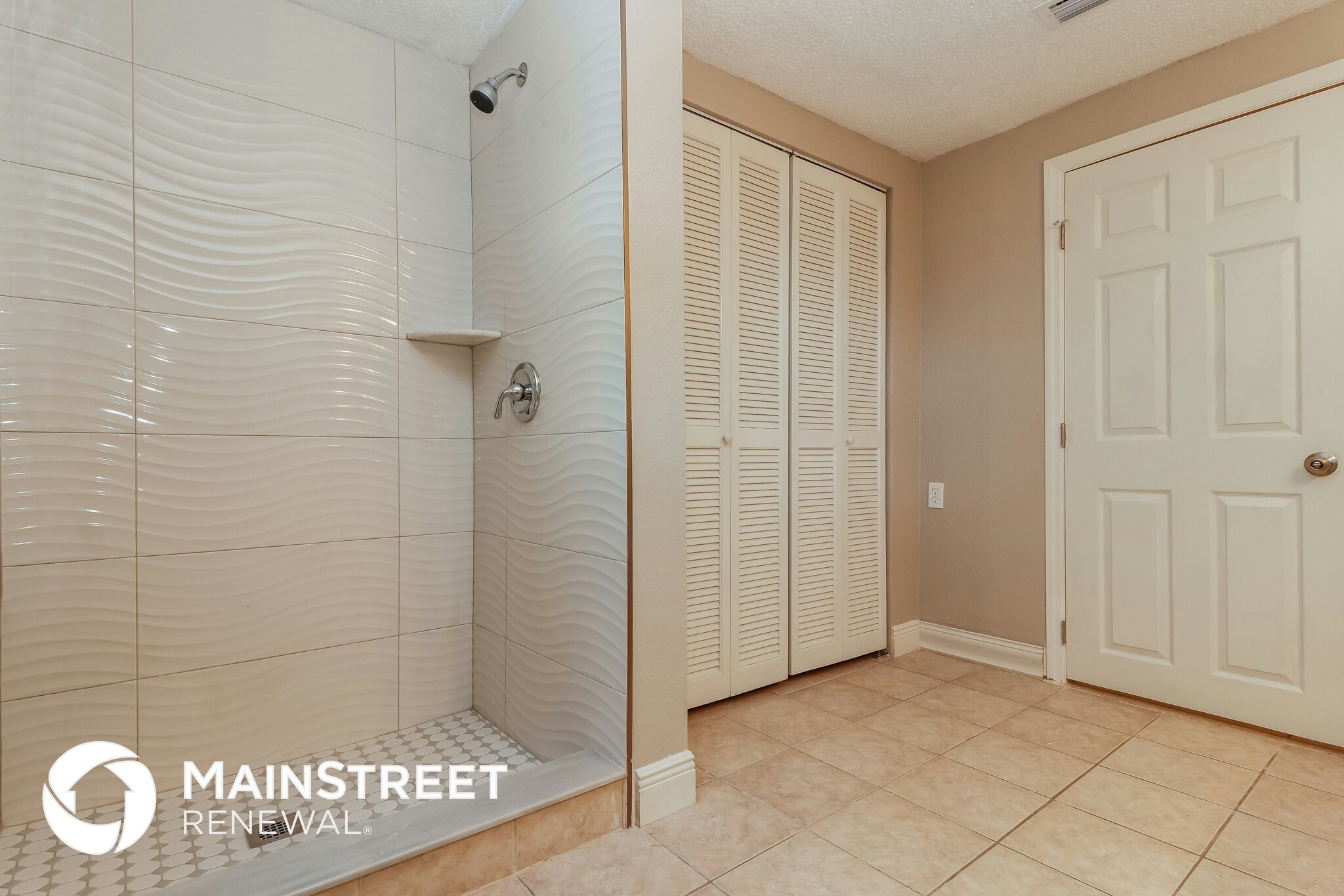 Building Photo - 9226 Rainbow Ln