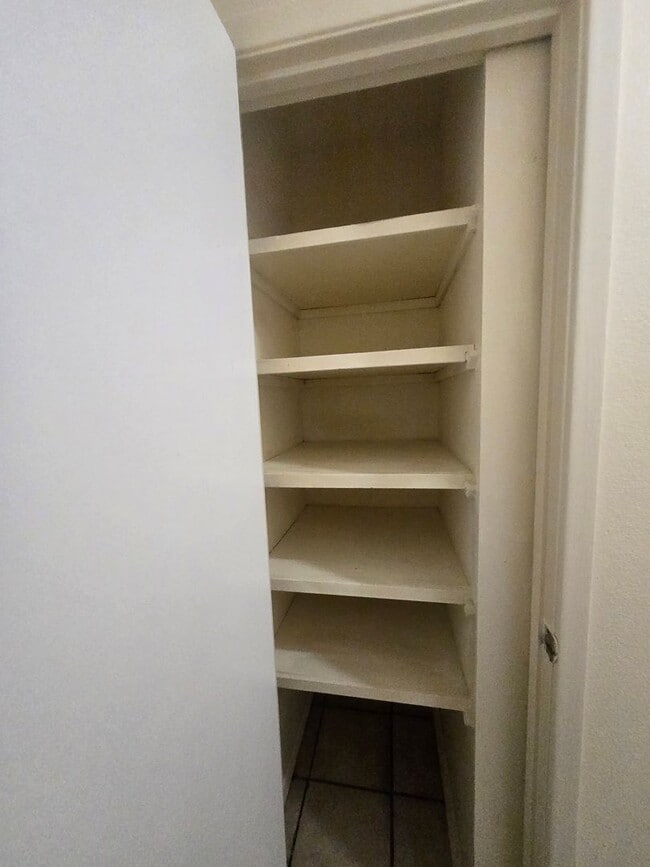 Building Photo - 2307 N Grand Ave