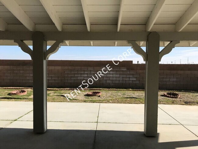 Building Photo - 3156 Discovery Way
