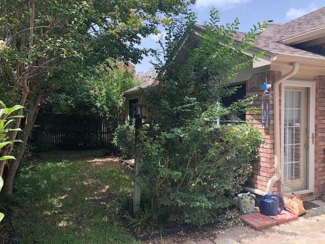Building Photo - 2118 Stoneridge Dr