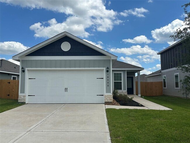 Primary Photo - 16422 Blossom Grv Dr