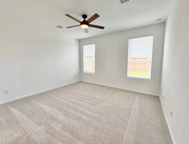 Building Photo - 2524 Lago Costa Dr