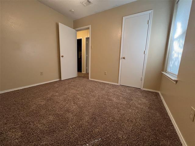 Building Photo - 1112 Cardinal Oaks Dr