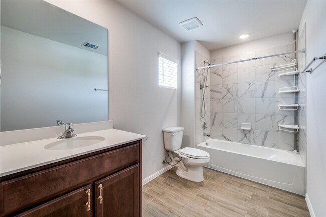 Building Photo - 14149 Danesdale Dr