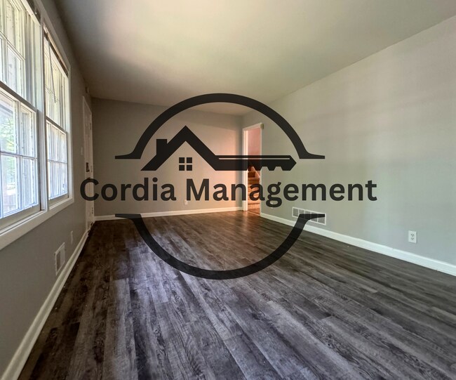 Building Photo - 3 Bedroom Home in Decatur on Malibu with B...