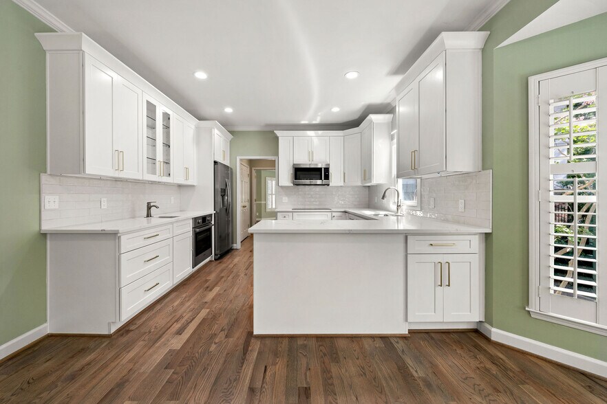 Building Photo - 3071 Lenox Rd NE