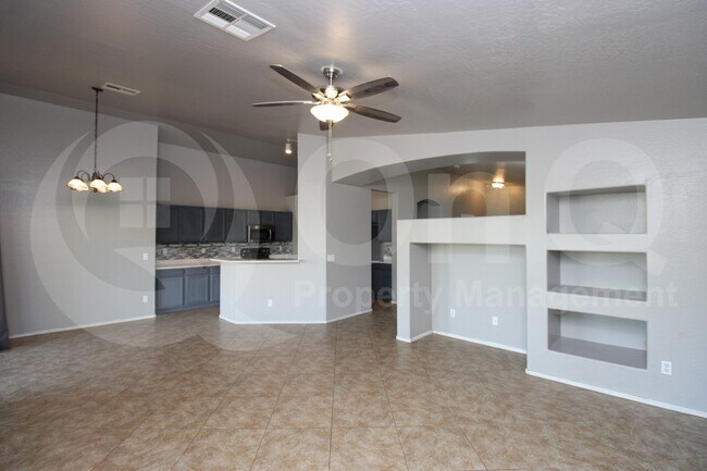 Building Photo - 5406 W Ian Dr