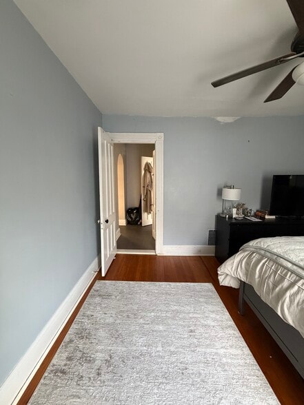 Bedroom - 45 Nichols Ave