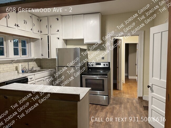 Building Photo - 608 Greenwood Ave