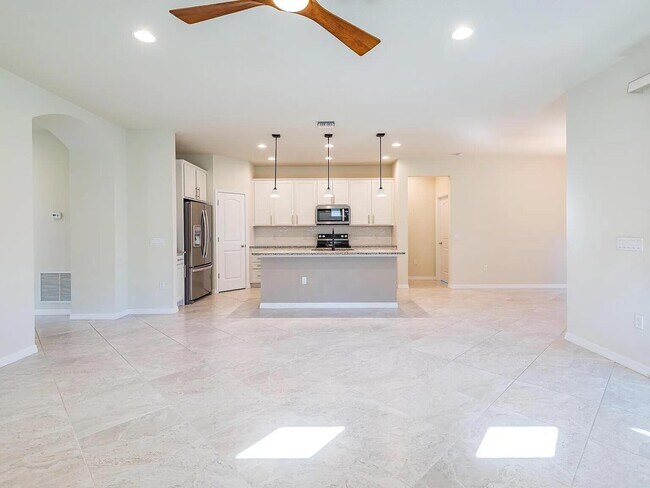 Building Photo - 8196 Hanoverian Dr