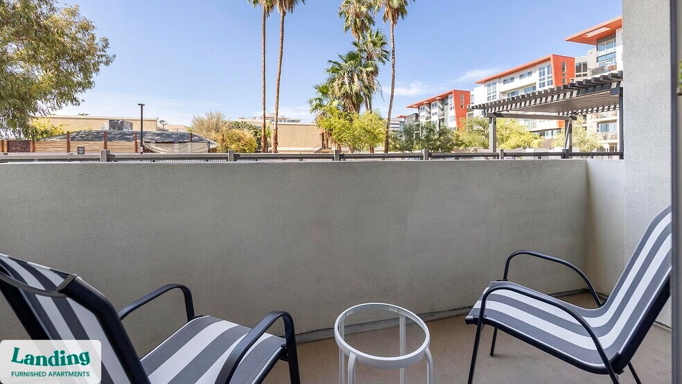 Building Photo - 2323 E Highland Ave