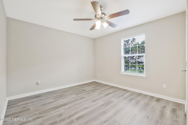 Building Photo - 78125 Saddle Rock Rd
