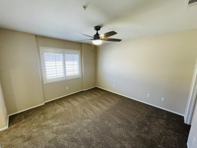 Building Photo - 26331 Arboretum Way