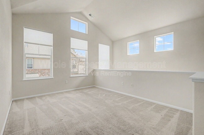 Building Photo - 2260 S Vaughn Way