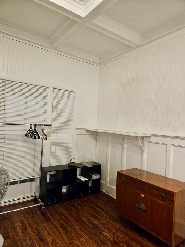 Building Photo - 1124 8th Ave