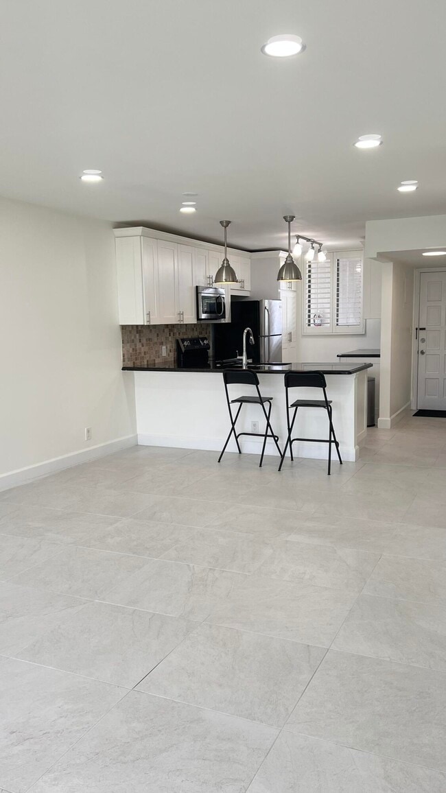 Building Photo - 4381 Trevi Ct