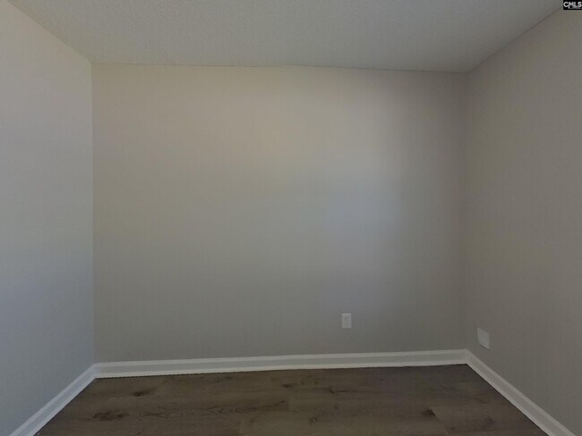 Building Photo - 500 Rockhaven Dr