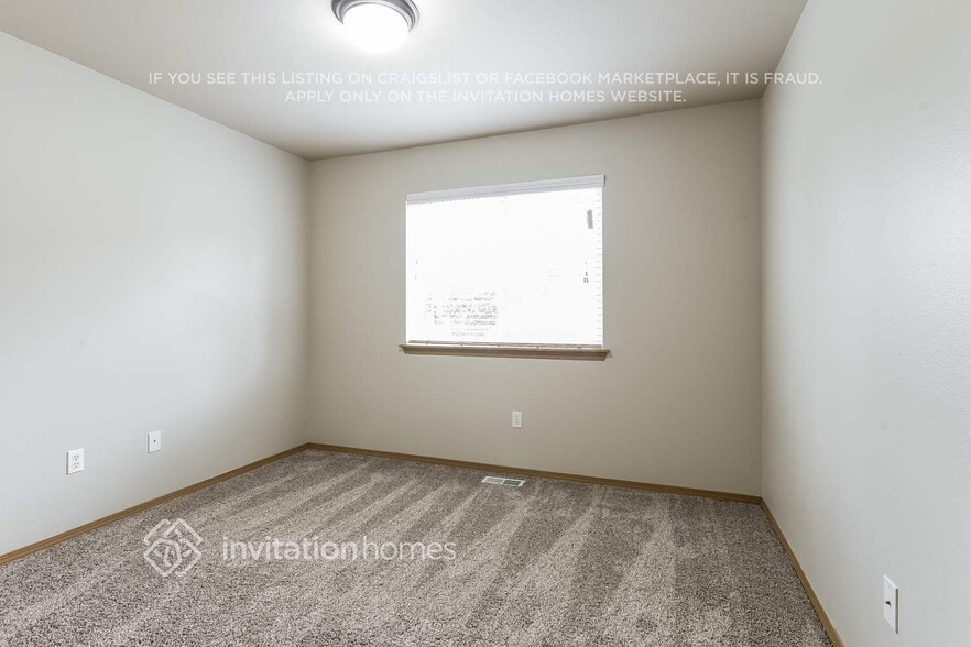 Building Photo - 10207 Broadway Ave S