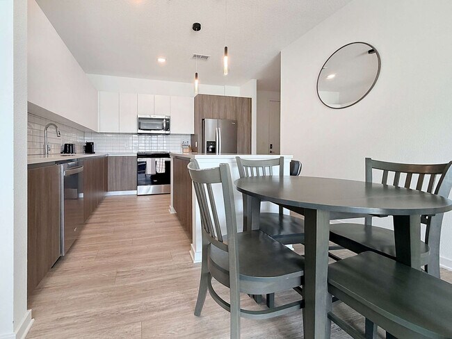 Building Photo - 12122 54th Dr E